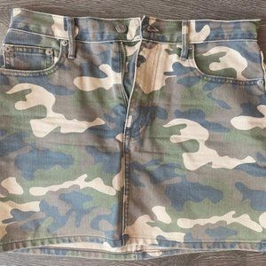 Gap Camo Denim Skirt - Size 27
